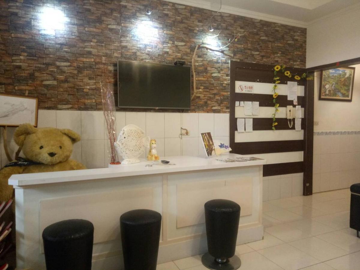Xincun Seed Homestay Tainan Exterior photo
