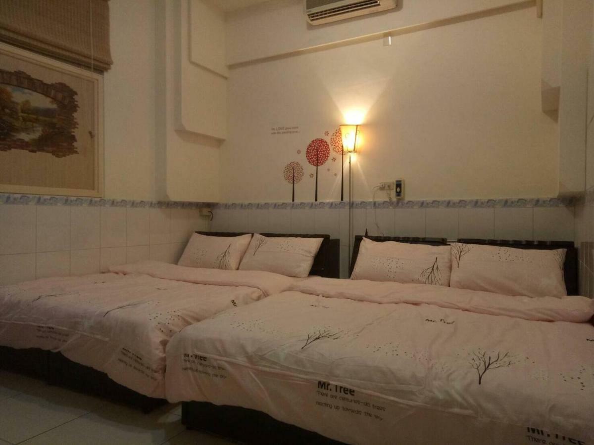Xincun Seed Homestay Tainan Exterior photo